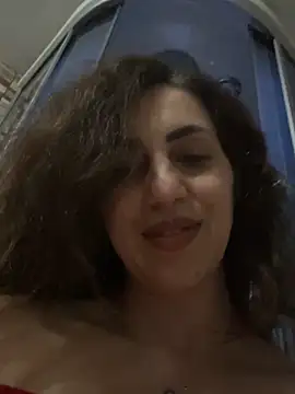 EmaSkyes online show from October 3, 2025, 7:22 pm