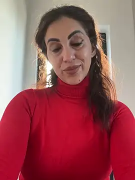 EmaSkyes online show from October 20, 2025, 6:25 am