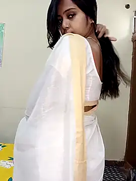 Miss-Riyasingh online show from October 26, 2025, 5:35 am