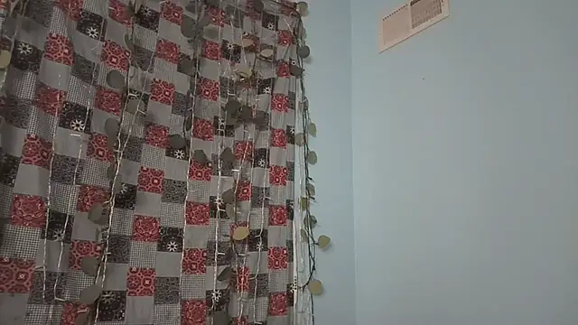 AddieAssets online show from February 3, 2025, 4:46 am