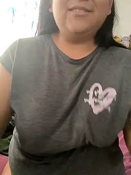 EmpaticBolillo online show from October 9, 2025, 7:56 pm