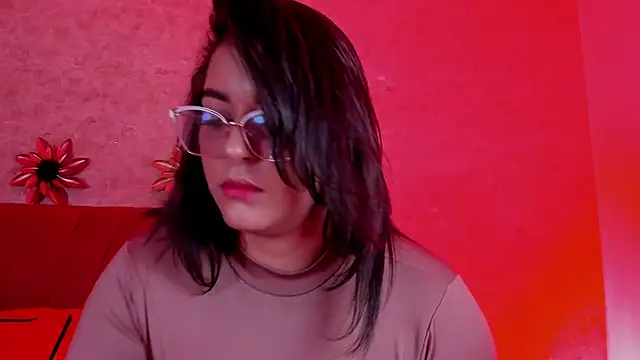 LorenaStevens online show from September 25, 2025, 1:15 pm