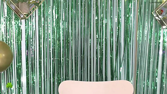 Snapshot of _Rouse_v chatting on March 18, 2025, 1:53 pm Rouse v online show from March 18, 2025, 1:53 pm