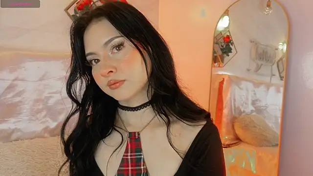 Snapshot of _Rouse_v chatting on October 8, 2025, 1:42 pm Rouse v online show from October 8, 2025, 1:42 pm