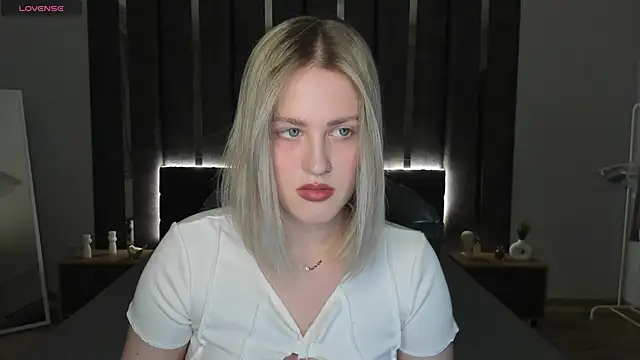  Sarah Soul  online show from February 5, 2025, 12:42 am