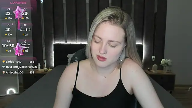  Sarah Soul  online show from February 9, 2025, 6:43 am