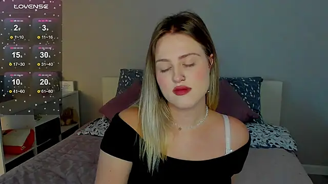  Sarah Soul  online show from September 9, 2025, 1:38 am