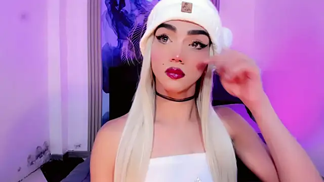 Elissa taylor  online show from December 1, 2025, 12:32 pm