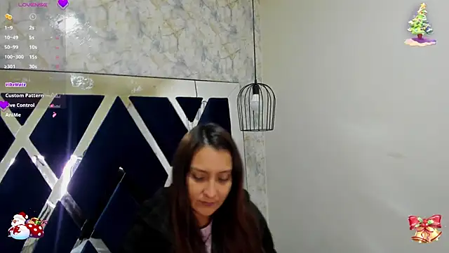  alaia collway  online show from December 29, 2024, 12:12 pm