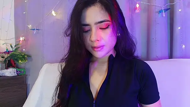 adara johnson   online show from February 18, 2026, 12:01 pm