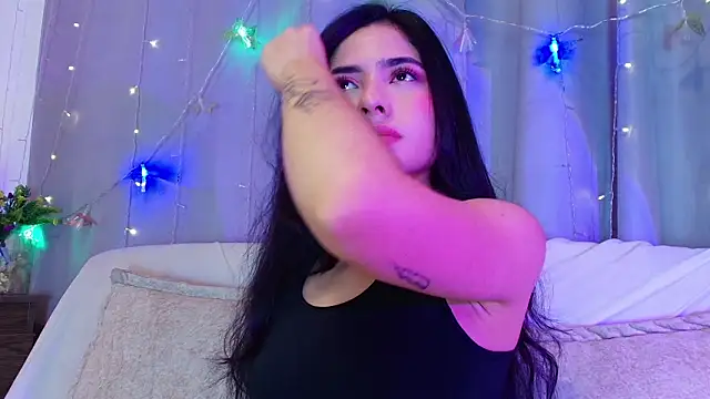 adara johnson   online show from February 23, 2026, 12:02 pm