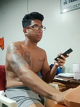 FitGeorge online show from November 11, 2025, 3:34 pm