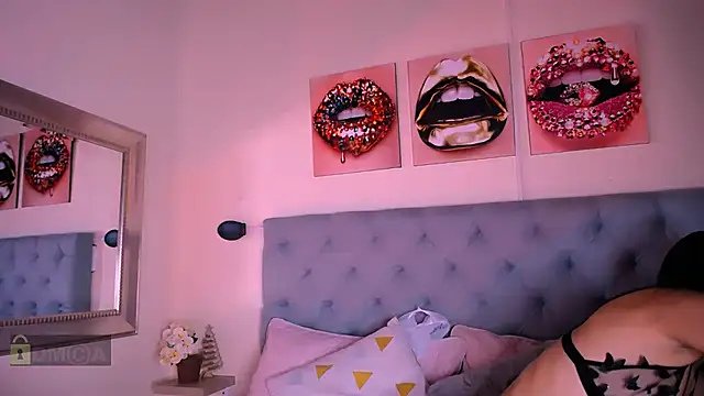 Snapshot of ASHLIE_DIXON1 chatting on January 23, 2025, 9:18 pm ASHLIE DIXON1 online show from January 23, 2025, 9:18 pm