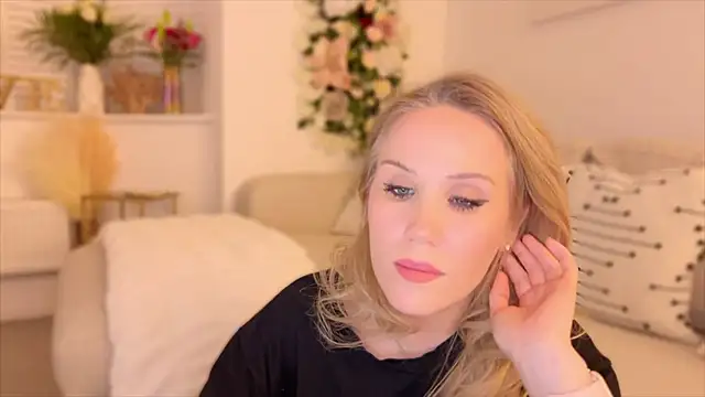 Myassistant online show from December 6, 2024, 7:56 pm