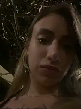 loira messi online show from March 17, 2025, 11:32 pm