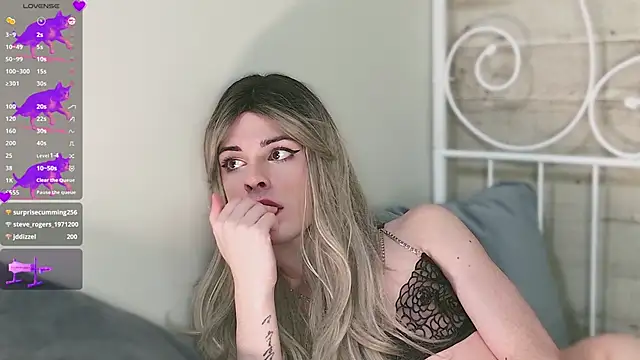 Snapshot of GiselleParton chatting on December 29, 2024, 2:31 pm GiselleParton online show from December 29, 2024, 2:31 pm