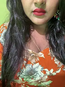 Snapshot of Ayesha_mahi chatting on July 1, 2026, 10:39 am Ayesha mahi online show from July 1, 2026, 10:39 am