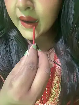 Snapshot of Ayesha_mahi chatting on July 5, 2026, 6:31 am Ayesha mahi online show from July 5, 2026, 6:31 am