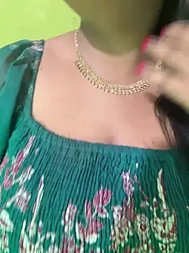 Snapshot of Ayesha_mahi chatting on July 19, 2026, 8:18 am Ayesha mahi online show from July 19, 2026, 8:18 am
