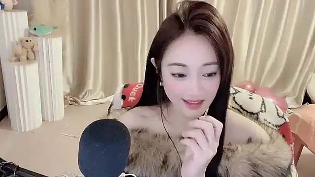 Daisy-77 online show from January 26, 2025, 8:56 pm