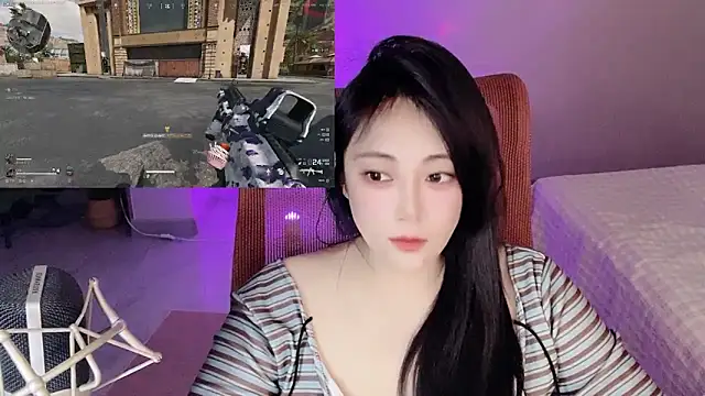 Daisy-77 online show from April 12, 2026, 1:27 pm