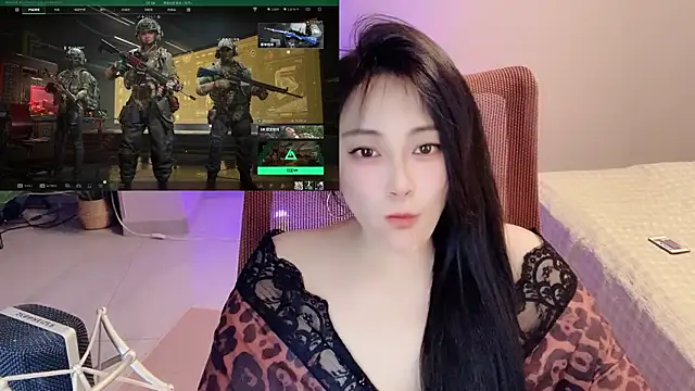 Daisy-77 online show from April 14, 2026, 1:17 pm