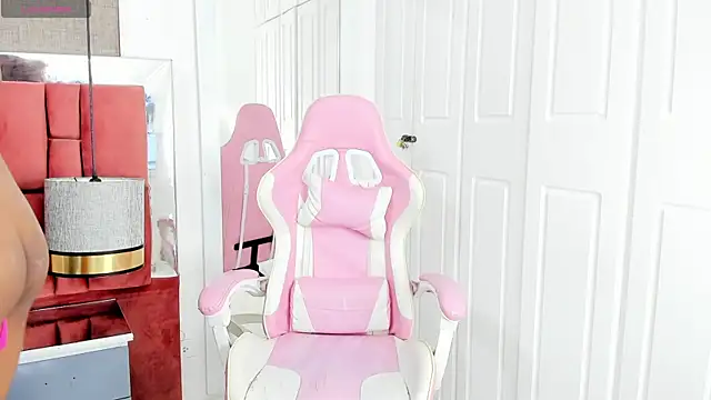  Arlin  online show from September 28, 2025, 12:27 am