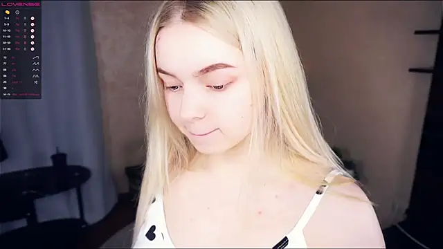 ZaraCreedon online show from February 13, 2025, 7:21 pm