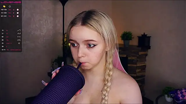 ZaraCreedon online show from February 15, 2025, 4:36 am