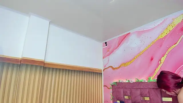 Daisy  rose online show from February 24, 2026, 2:53 am