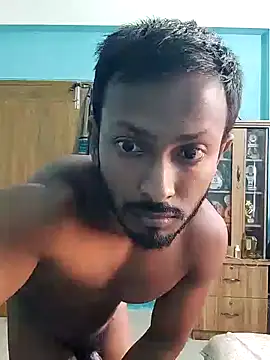 HunkyAriyan online show from December 12, 2024, 10:02 am