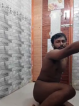 HunkyAriyan online show from September 10, 2025, 7:52 am