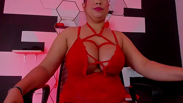 alondrabigtits online show from February 9, 2025, 3:34 pm
