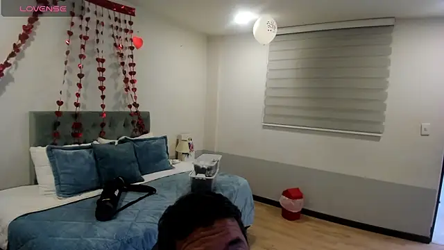 Sam and molly  online show from February 18, 2025, 7:09 pm