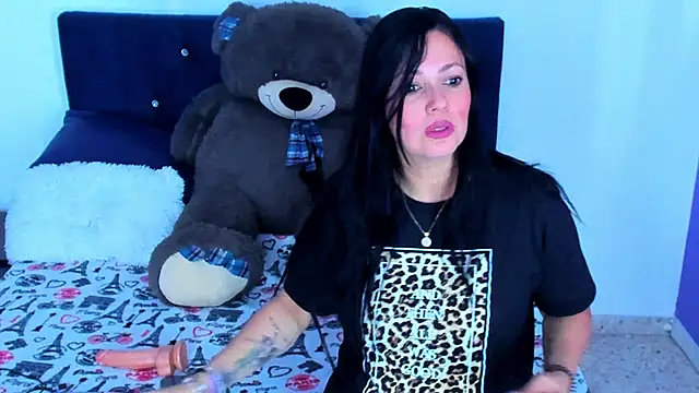 Snapshot of FelinaJohnson chatting on January 21, 2025, 4:58 pm FelinaJohnson online show from January 21, 2025, 4:58 pm