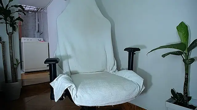 diamond black00 online show from March 6, 2025, 10:26 pm