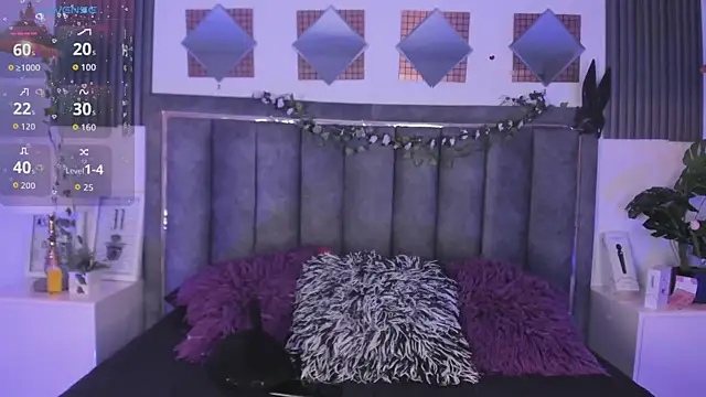 isabela fox online show from October 28, 2025, 10:01 pm