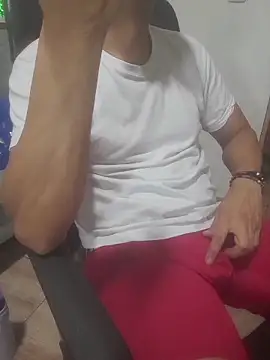 latinmartin73 online show from February 12, 2026, 12:27 am