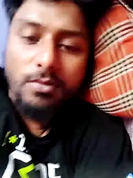 Snapshot of Gawothum chatting on December 15, 2024, 2:30 am Gawothum online show from December 15, 2024, 2:30 am