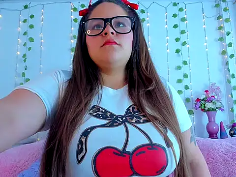 dulcevegga online show from February 28, 2026, 10:44 pm