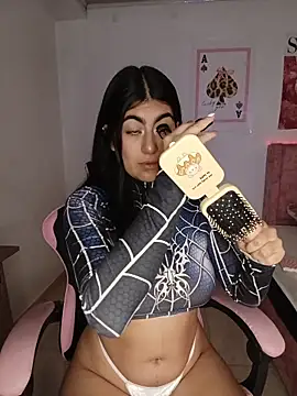 Snapshot of miakhalifaaa_ chatting on May 9, 2026, 2:33 pm miakhalifaaa online show from May 9, 2026, 2:33 pm
