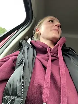 Snapshot of godspot_ chatting on September 24, 2025, 3:48 pm godspot online show from September 24, 2025, 3:48 pm