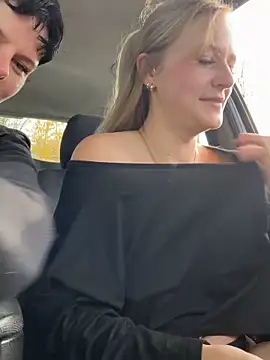 Snapshot of godspot_ chatting on November 12, 2025, 1:11 pm godspot online show from November 12, 2025, 1:11 pm