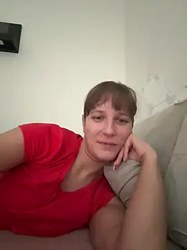 jennifer11772 online show from March 12, 2026, 2:12 pm