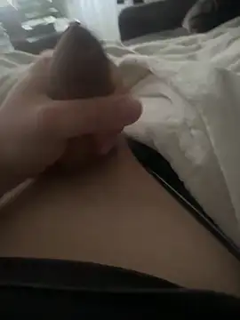 Young-hornyboy online show from November 16, 2025, 10:21 am