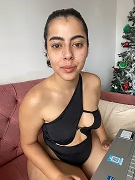 DakotaShelby online show from December 17, 2024, 10:11 pm