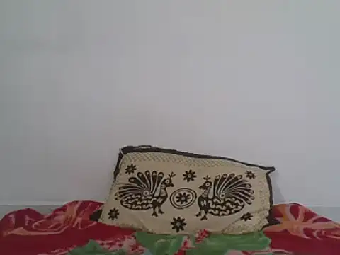 hot dark chocolate08 online show from February 20, 2025, 7:01 am