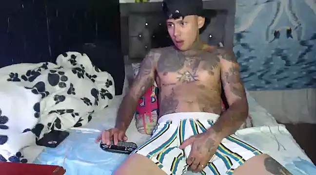 Apolo 666  online show from February 27, 2025, 11:48 pm