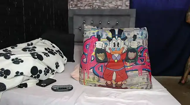 Apolo 666  online show from March 18, 2025, 4:37 pm