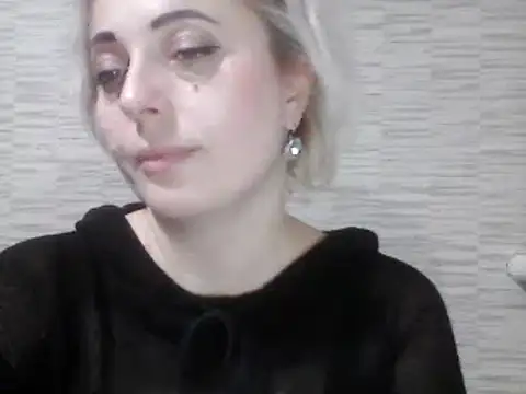 SweetCandy356 online show from December 17, 2024, 8:21 pm